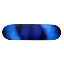 Planche à roulettes bleue de lumières