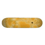 Planche à roulettes de fonte d'or