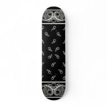 Planche à roulettes noire de Bandana
