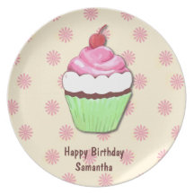 Plat rose et vert de petit gâteau d'anniversaire assiette