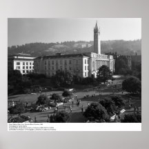 Plaza, porte de Sather de Dwinelle Roof, 1966 Poster