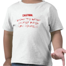 PRÉCAUTION : , Connu pour évacuer l'énergie des so T-shirt