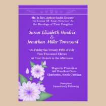 Purple Heart et fleurs épousant des invitations invitations