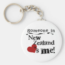 Quelqu'un en Nouvelle Zélande m'aime Porte-clef