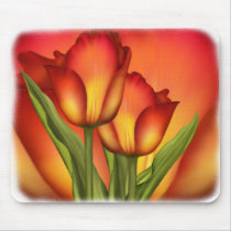Rouge et tulipes d'or