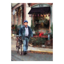 Rue de croisement d'homme avec la bicyclette invitations