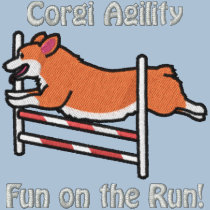 Saut d'agilité de corgi chemises brodées