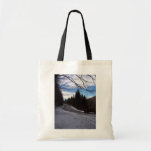 scène neigeuse de montagne sac