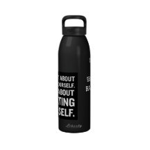 Se créant bouteille de motivation