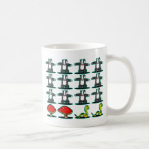 Serpent de champignon de blaireau tasse