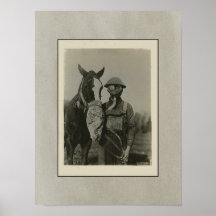 Soldat WW1 et cheval avec des masques de gaz Posters