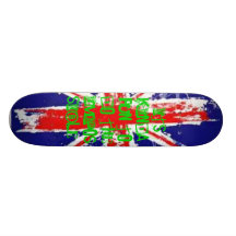 Son plutôt amusement pour faire l'impossible skateboards customisés