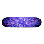 Spirales pourpres et bleues : Planche à roulettes