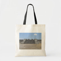 Stappen van Oud Fort Tas
