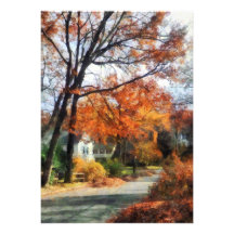 Straat in de voorsteden in de Herfst Persoonlijke Uitnodigingen