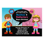Super héros et invitation superbe de fête d'annive