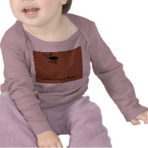 T-SHIRT MIGNON D'ENFANT EN BAS ÂGE