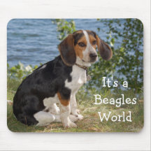 Tapis de souris de chiot de beagle d'amour
