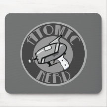 Tapis de souris nerd atomique de raygun