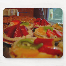 Tartes délicieuses fraîches de crème anglaise de f tapis de souris