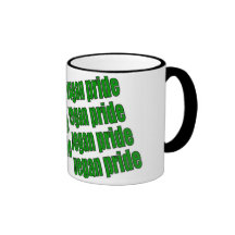 Tasse de café végétalienne de fierté
