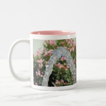 Tasse de fontaine d'eau