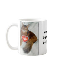 Tasse de Kitty de bourreau des coeurs de Valentine