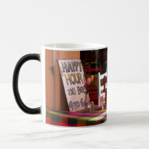 Tasse d'heure heureuse