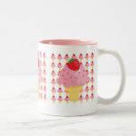 Tasse lunatique de cornets de crème glacée de frai