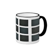 tasse noire de contrôle de point de polka