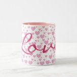 Tasse rose d'amour de coeurs