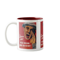 Tasse vintage d'affiche de guerre - venue sur des 