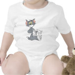 Tom a confondu t-shirts