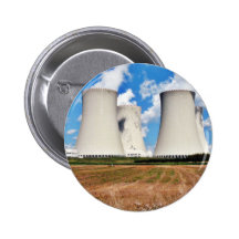 Tours de refroidissement d'une centrale nucléaire badge avec épingle