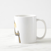 travailleur de charpentier avec le marteau et le b tasse