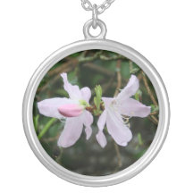 Twee witte Bloemen Gepersonaliseerde Ketting