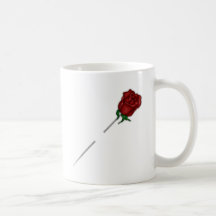 UN JOLI PIN SIMPLE DE BÂTON S'EST LEVÉ TASSES À CAFÉ
