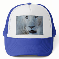 Un lion blanc en Afrique Casquettes