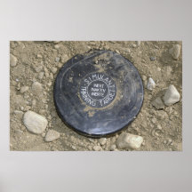 Une mine terrestre simulée affiche