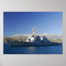 USS Gonzalez (DDG 66) Poster