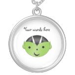 Vampire vert mignon colliers personnalisés