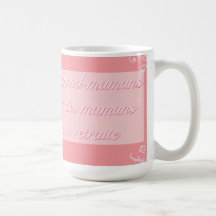 Versez les les grands-mamans tasse à café