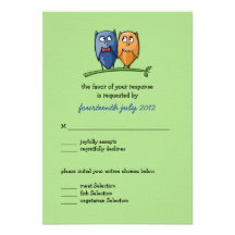 Vert d'amour de hibou épousant la carte de RSVP Carton D'invitation