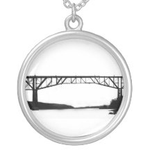 Vieux pont en chemin de fer du fleuve Hudson Colliers