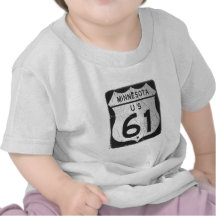 Vieux signe de la route 61 t-shirts