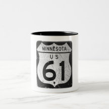 Vieux signe de la route 61 tasse à café