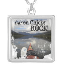 Voyage de kayak ; ROCHE de poussins du Yukon ! Colliers