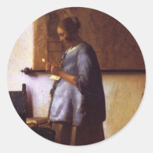 Vrouw die in Blauw een Brief lezen Ronde Stickers