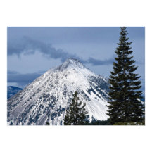 Vue de butte noire de Mt. Shasta, la Californie, U Cartons D'invitation