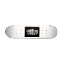 zwart-wit skateboard deck